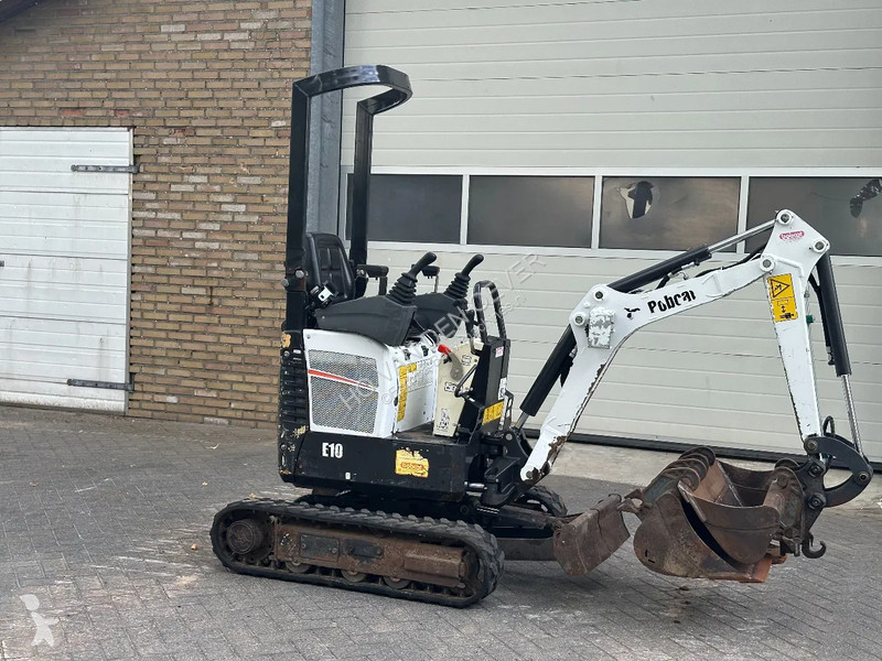 Skovel Bobcat