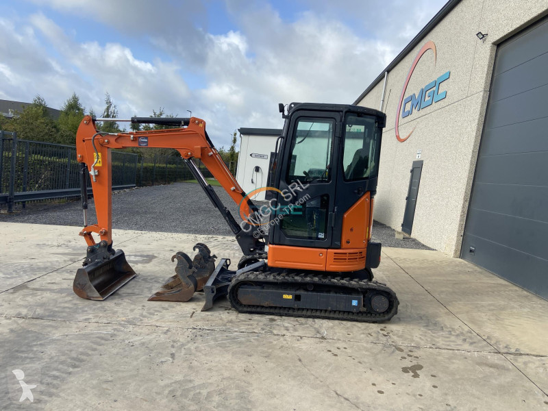 Rýpadlo Hitachi ZX26U-6 CR