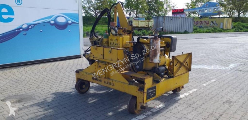 Rýpadlo  Podbijarka torowa | Track tamping machine
