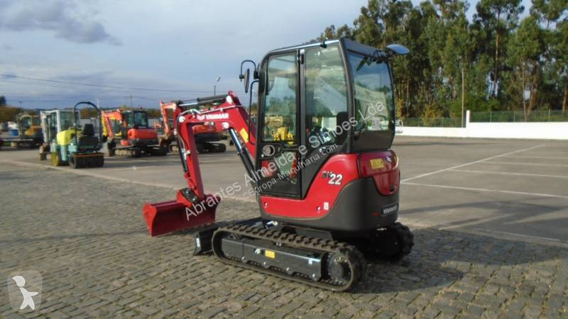 Lopatový nakládač Yanmar SV22