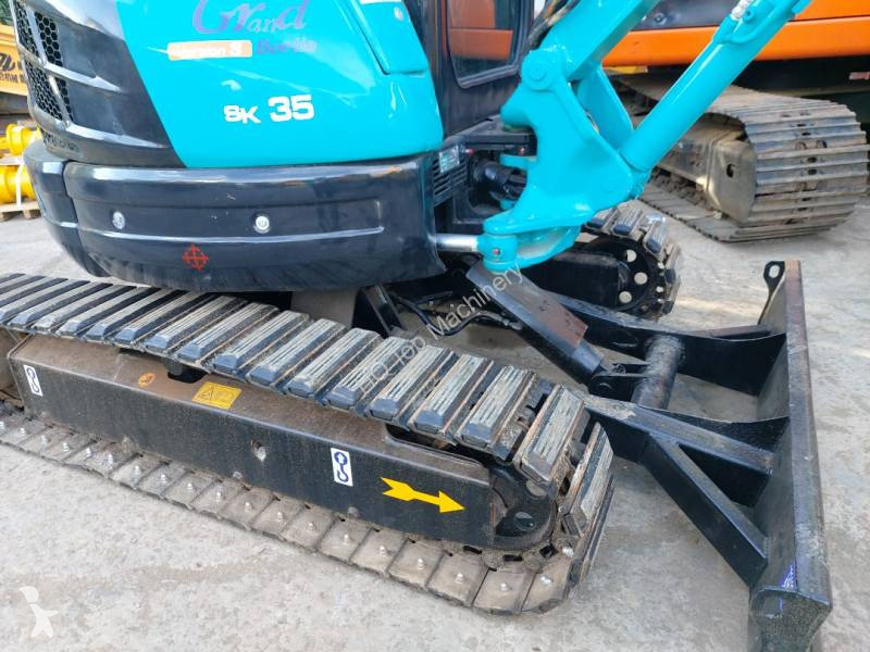 جرافة Kobelco SK55SR SK50SR