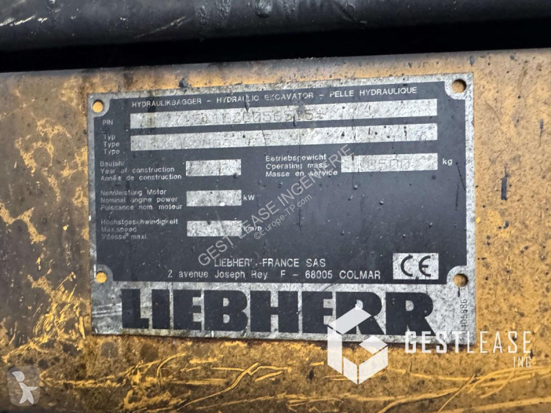 جرافة Liebherr R COMPACT