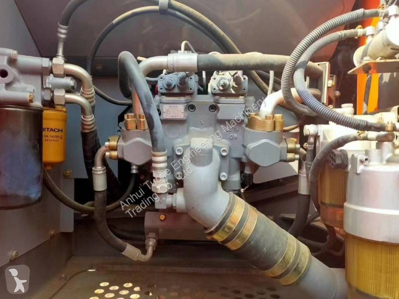 جرافة Hitachi ZX200H