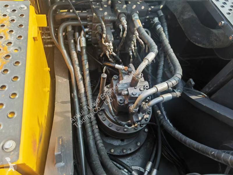 Rýpadlo Volvo EC300