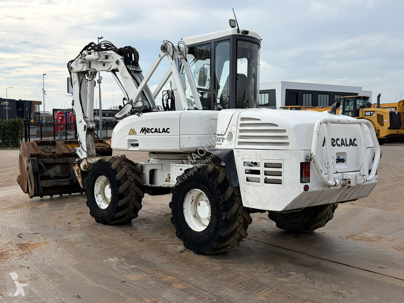 جرافة Mecalac incl. 5 x bucket