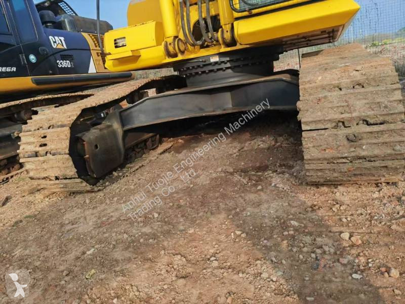 جرافة Komatsu PC360