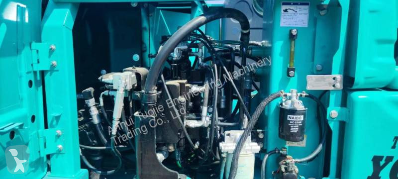 Rýpadlo Kobelco SK75
