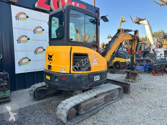 Lopatový nakládač Bobcat e35 cabine à 23500 € ht