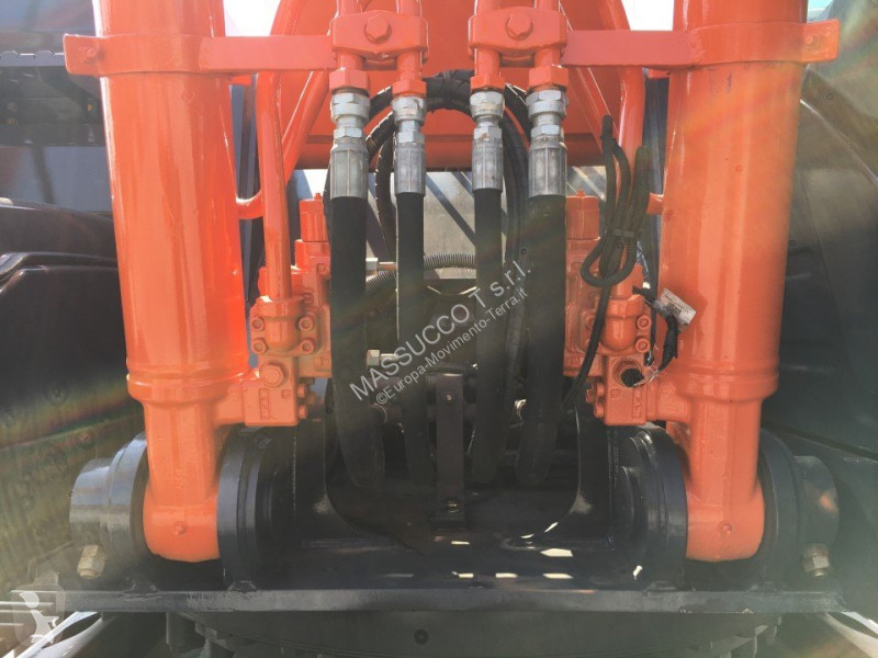 Экскаватор Hitachi 5B