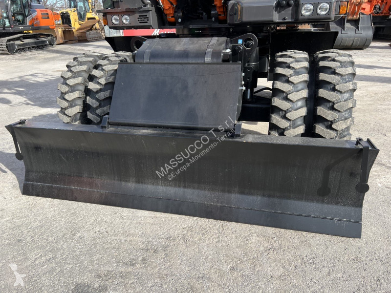 جرافة Hitachi