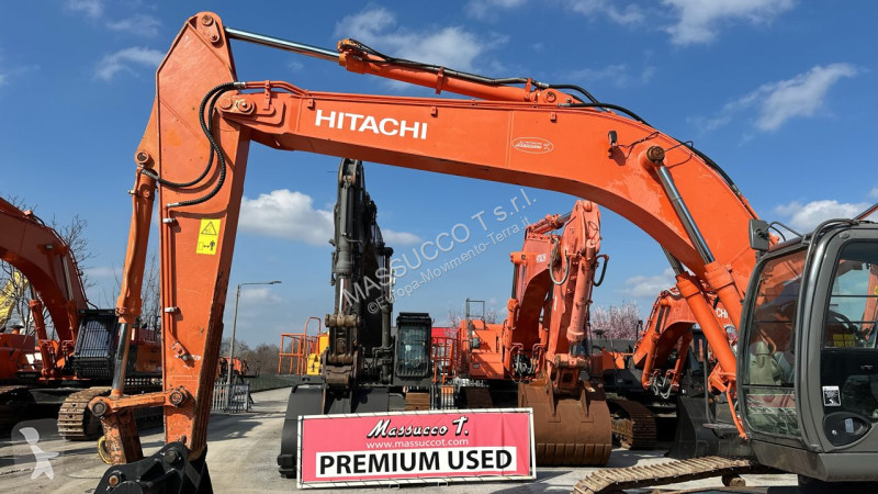 Rýpadlo Hitachi