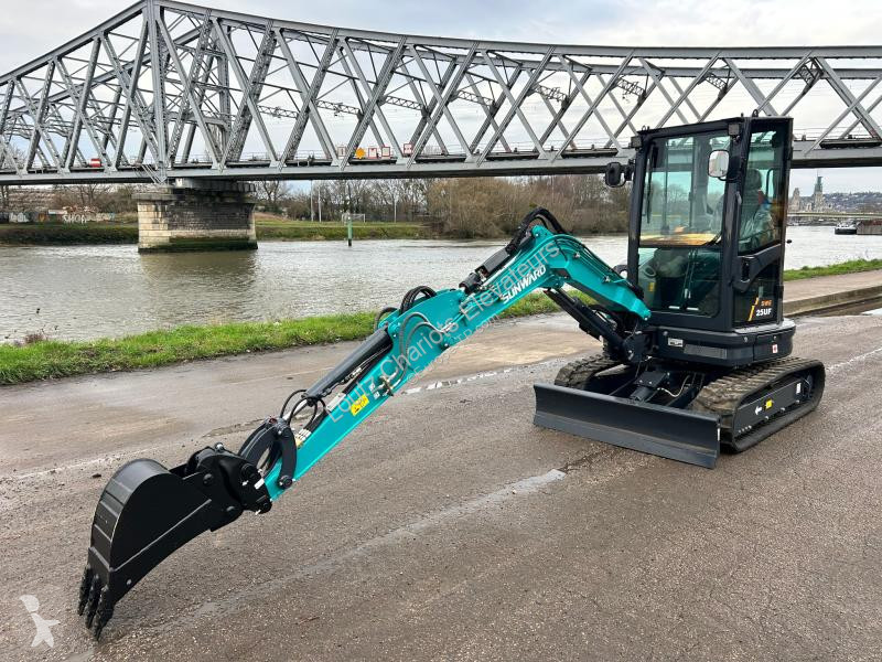 Excavadora Sunward