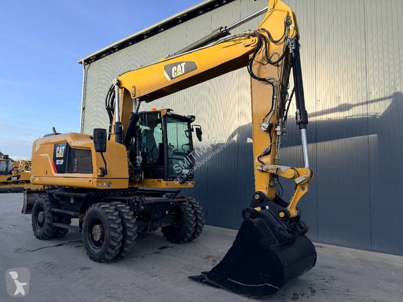 جرافة Caterpillar F