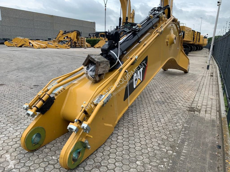 جرافة Caterpillar 390 | 395 boom packages...