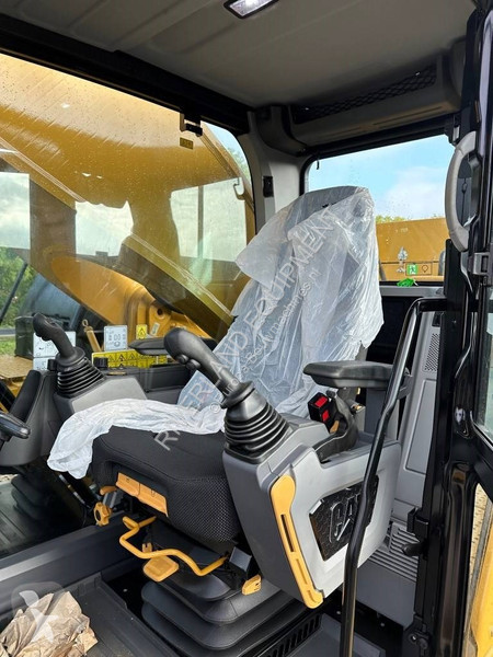 جرافة Caterpillar 395 Long Reach 23 mtr new...