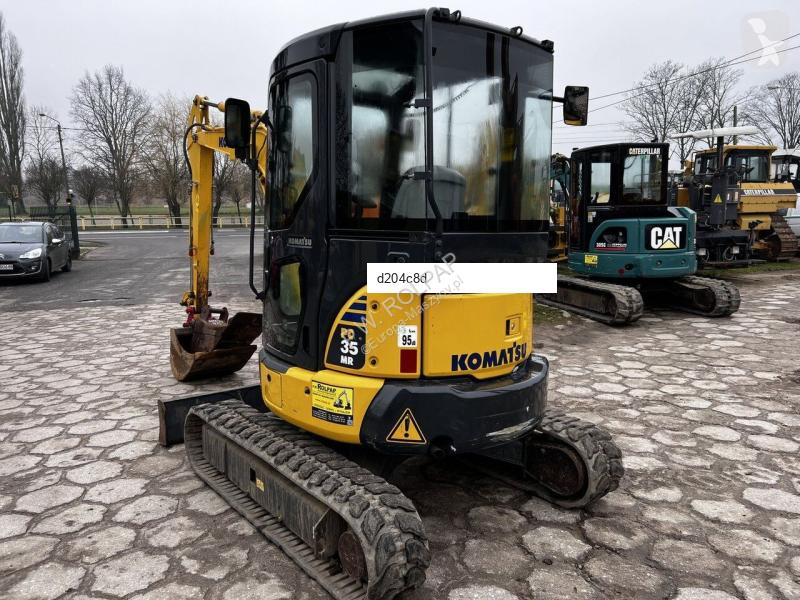 Lopatový nakládač Komatsu PC35 MR3