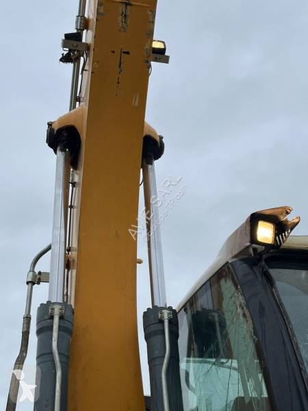 Rýpadlo Liebherr R 924 LC
