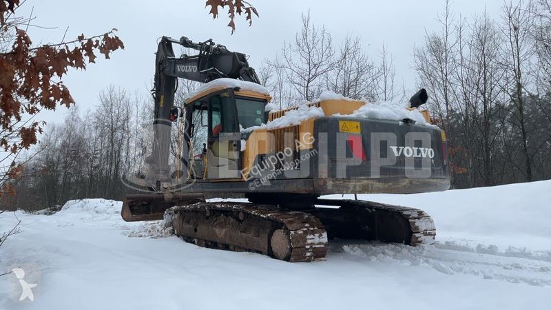 Rýpadlo Volvo NL with 3 excavator buckets