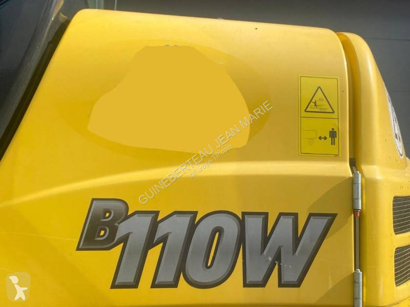 Экскаватор Yanmar B110W