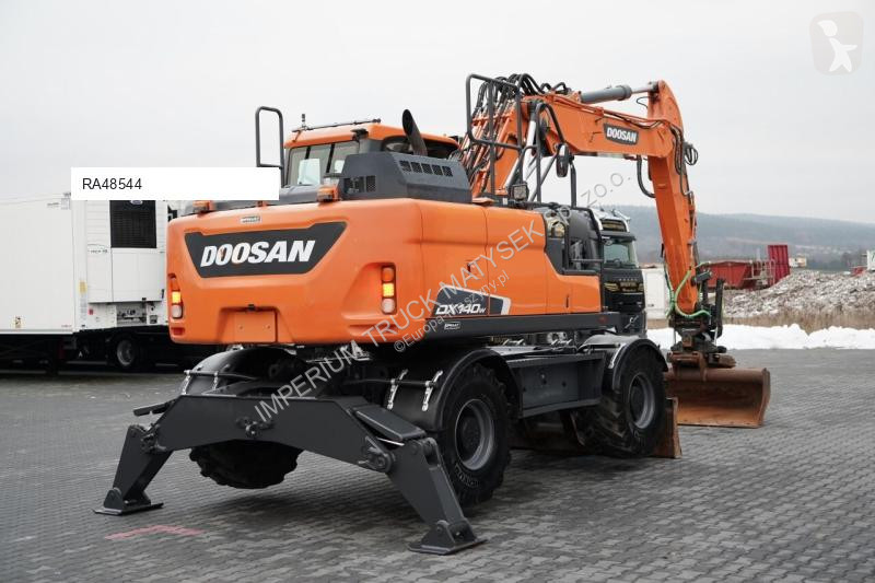 Lopatový nakládač Doosan 140W / KOPARKA KOŁOWA...