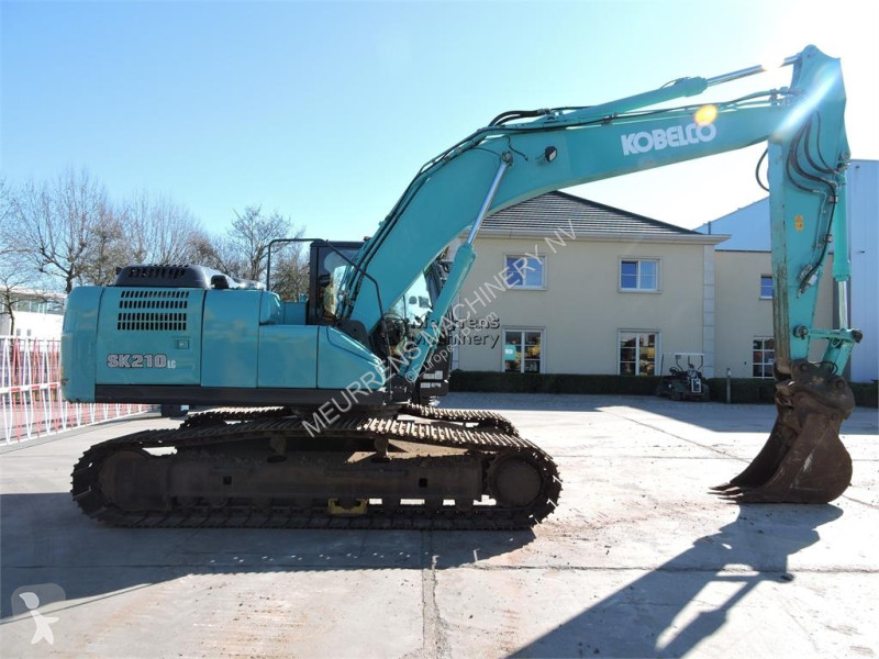 جرافة Kobelco SK210
