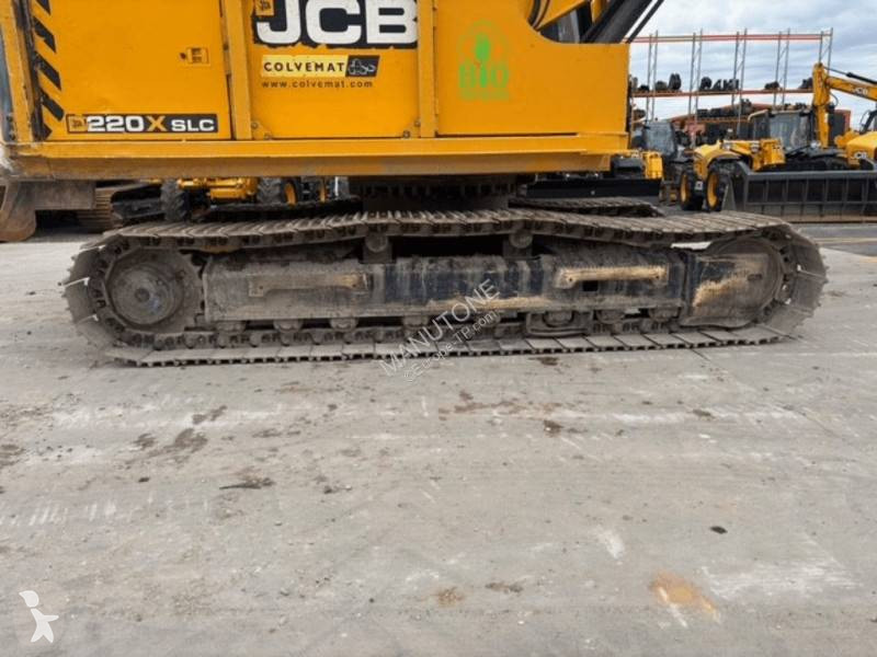 جرافة JCB 220X