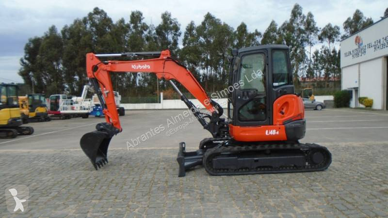 جرافة Kubota
