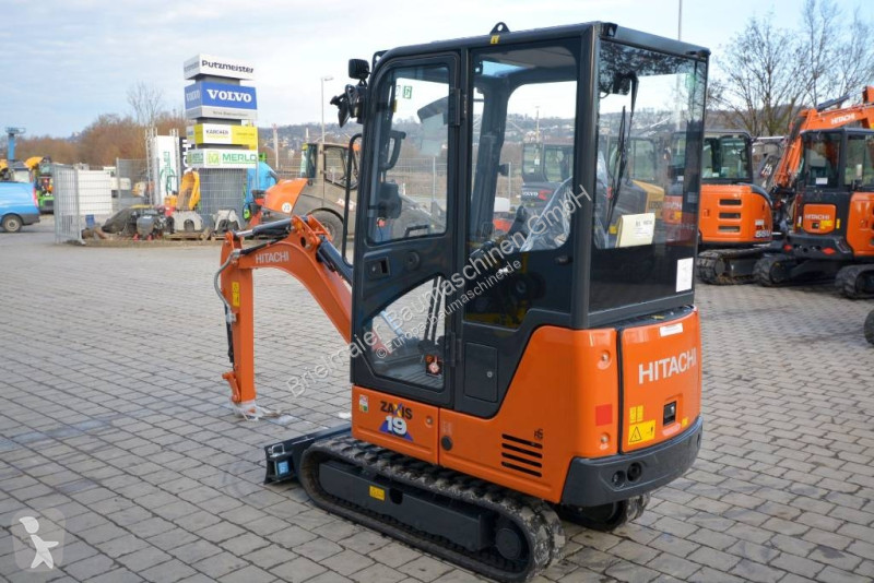 Rýpadlo Hitachi ZX 19-6