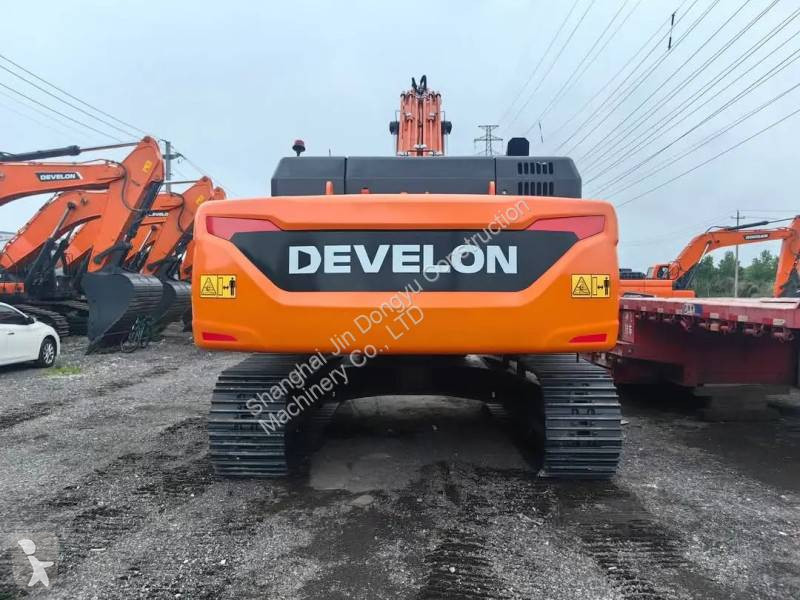 Lopatový nakládač Develon DX360LCA-7B