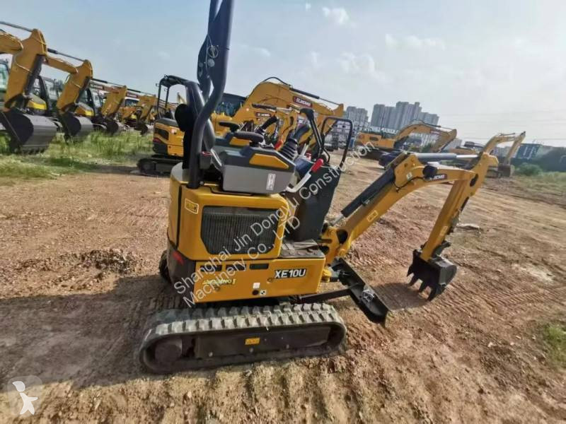 جرافة XCMG XE10U