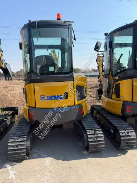 جرافة XCMG XE35U