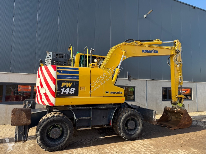جرافة Komatsu 148-11 - 148 - 140 -