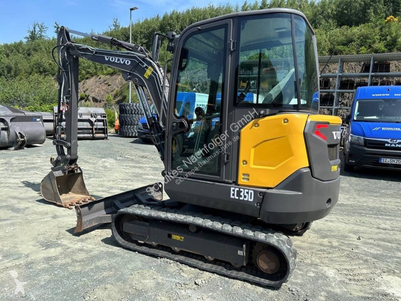 Escavatore Volvo D