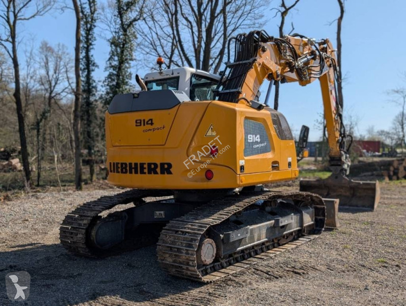 جرافة Liebherr Compact