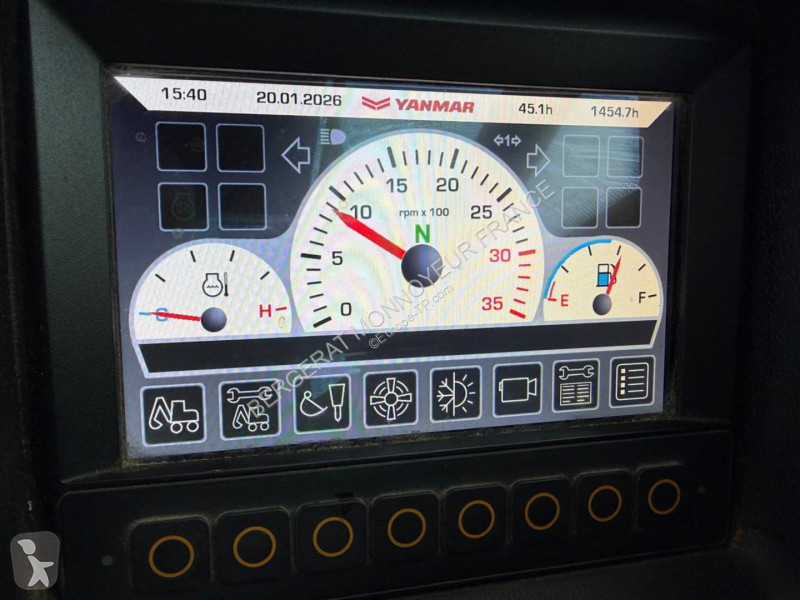 Экскаватор Yanmar B95W