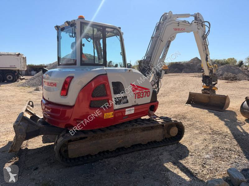 Rýpadlo Takeuchi TB370