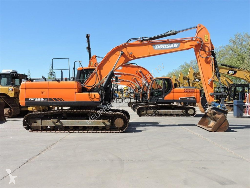 جرافة Doosan