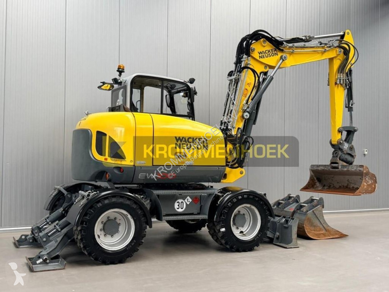Rýpadlo Wacker Neuson EW 100 Powertilt
