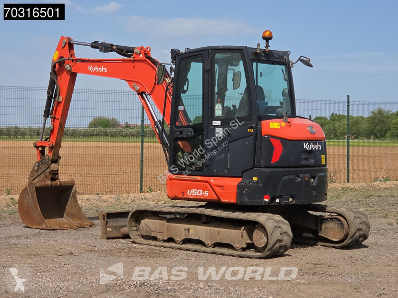 جرافة Kubota U50-5