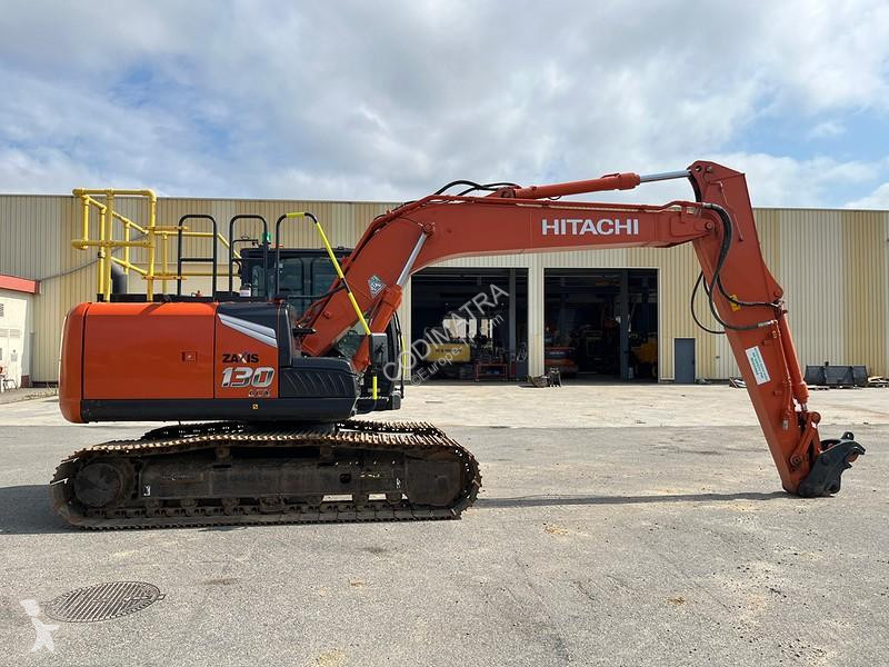 Rýpadlo Hitachi 7