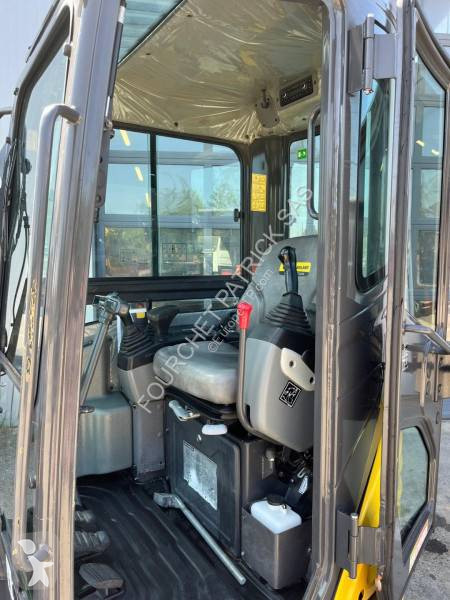 Skovl New Holland E30C