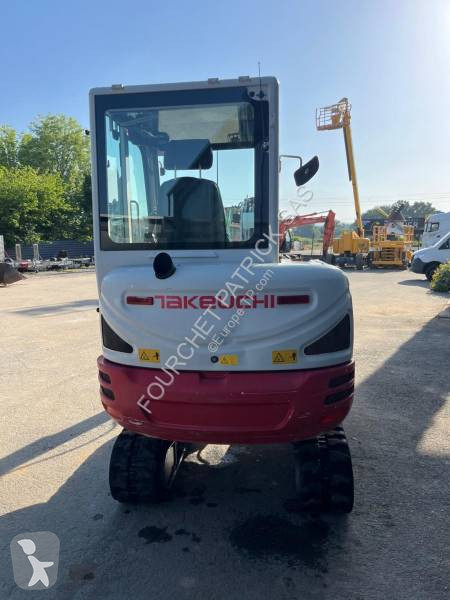 Rýpadlo Takeuchi TB230