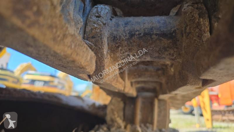 جرافة Komatsu