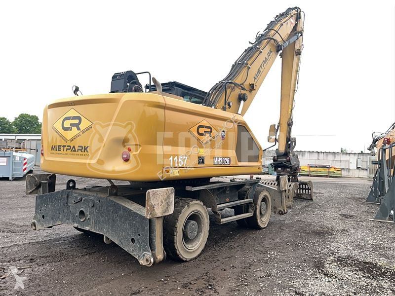 Rýpadlo Caterpillar MH3026