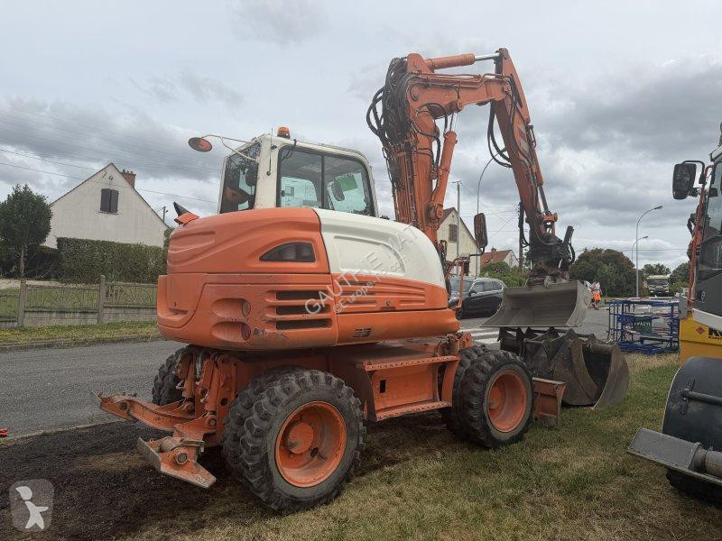 جرافة Takeuchi  TB295W
