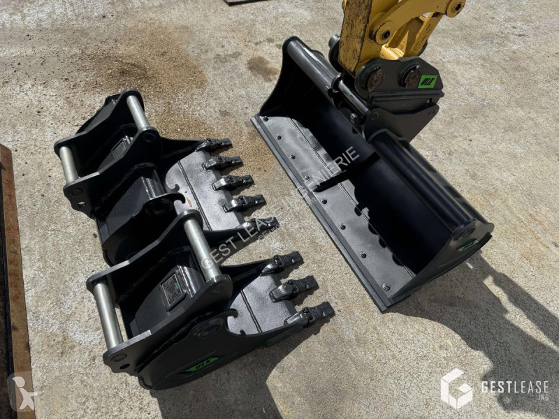 جرافة Caterpillar .7 CR