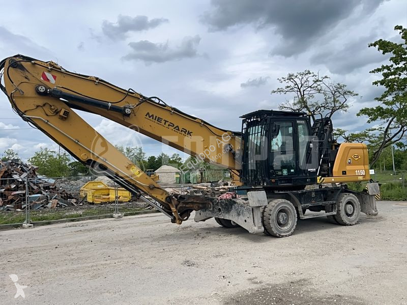 Rýpadlo Caterpillar MH3026