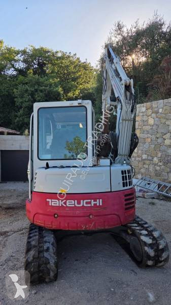 Lopatový nakládač Takeuchi
