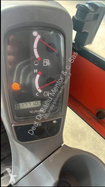 Lopatový nakládač Kubota KX016-4