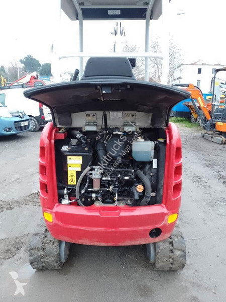 Rýpadlo Takeuchi TB216
